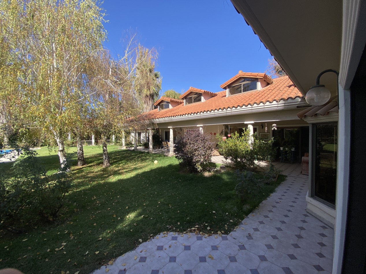 CASA COLONIAL