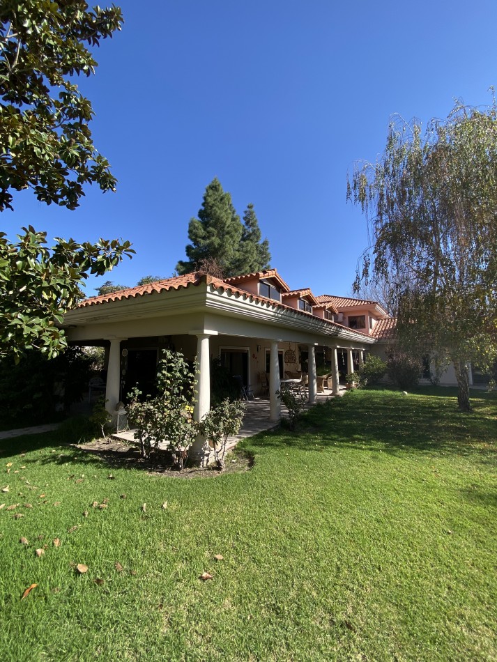 CASA COLONIAL