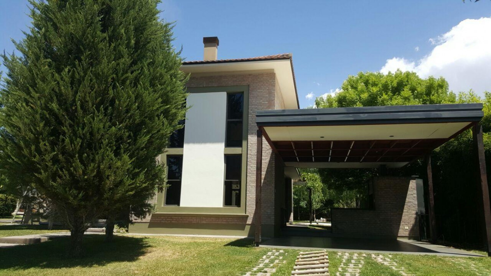 BARRIO PUEYRREDON
