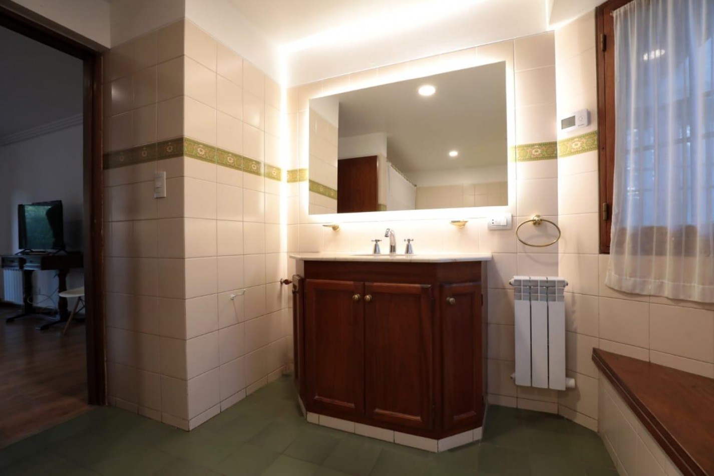 CHALET BESARES