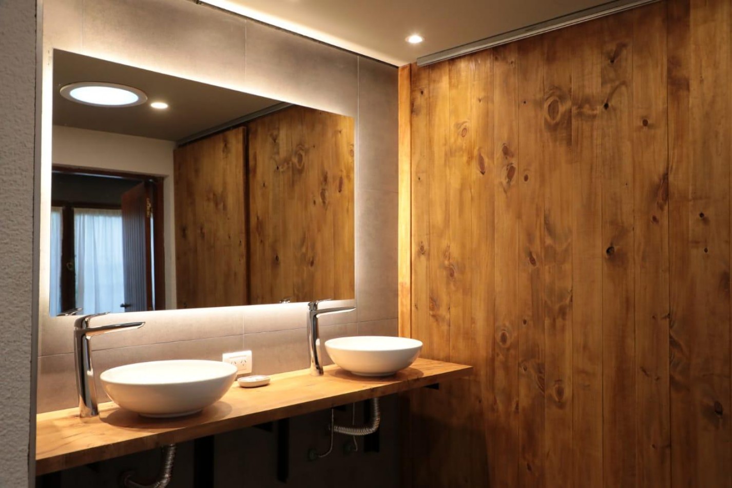 CHALET BESARES